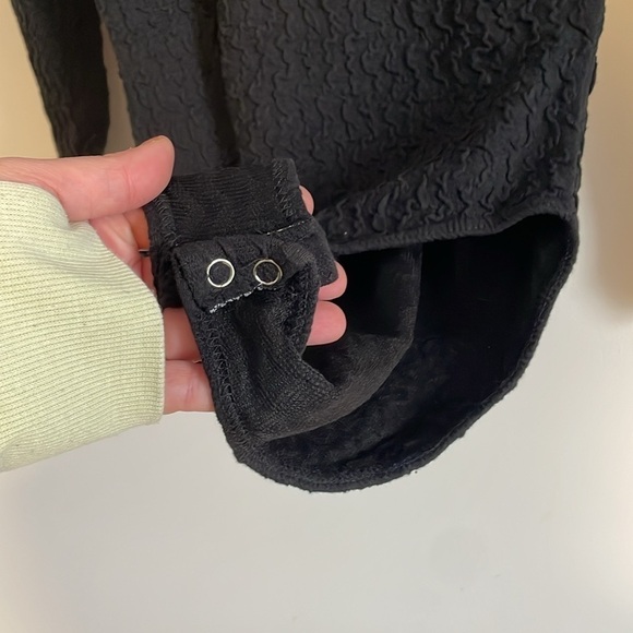 90s Long Sleeve Bodysuit Black Large Textured Swirl Alt Goth Minimal Stretch Y2K - Picture 9 of 15